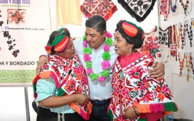 ARTESANÍAS POTOSINAS DESTACAN EN CONCURSO NACIONAL DE TEXTILES