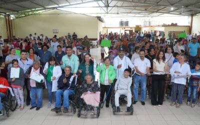 HABITANTES DE RAYÓN RECIBEN ATENCIÓN MÉDICA GRATUITA
