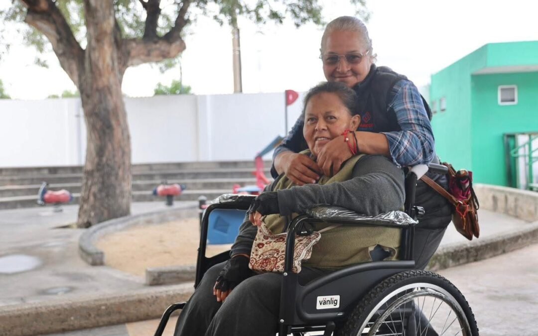 PERSONAS CON DISCAPACIDAD RECIBEN APOYOS FUNCIONALES