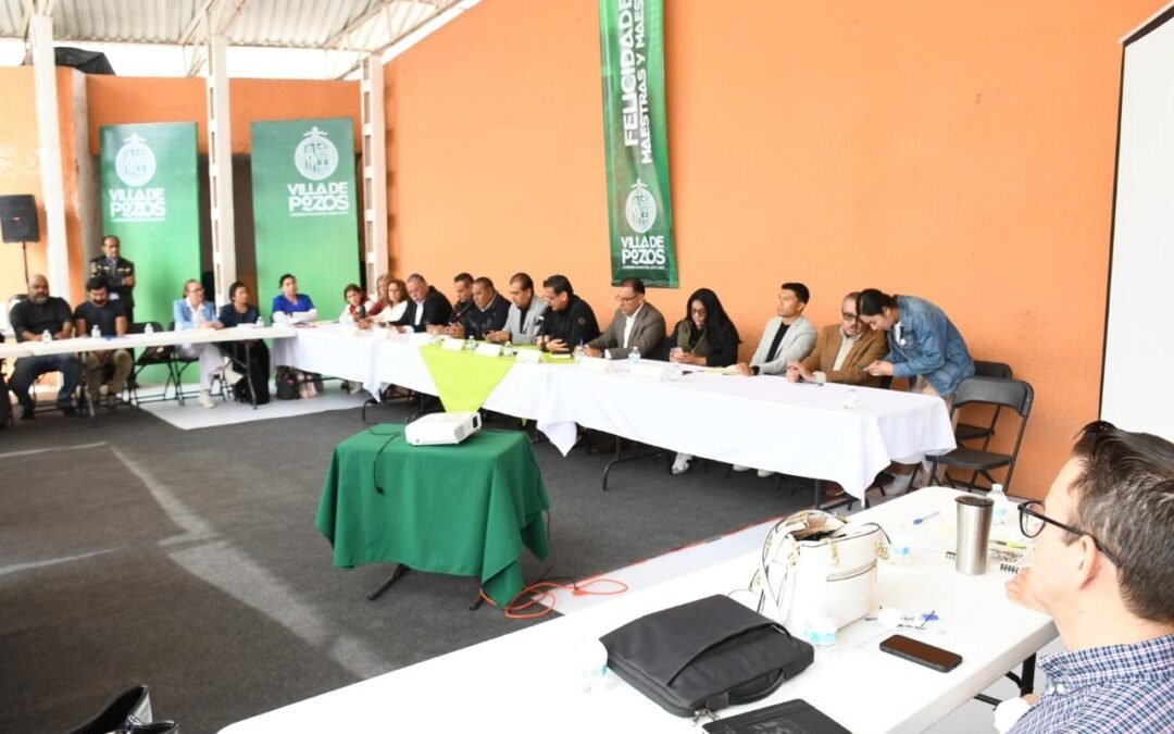 GOBIERNO ESTATAL FORTALECE CERCANÍA CON COMUNIDAD EDUCATIVA