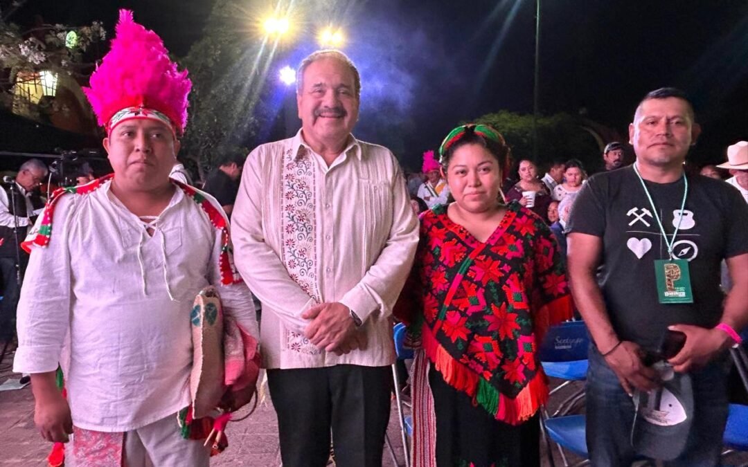 SAN LUIS BRILLA EN EL FESTIVAL DE LA HUASTECA