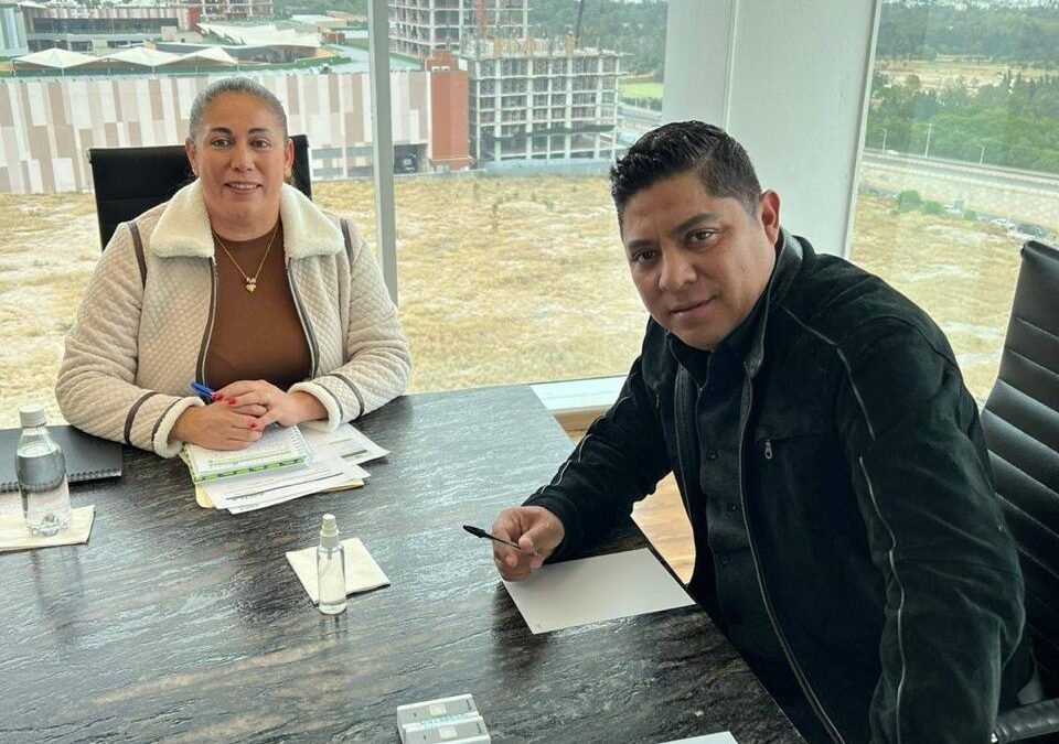 RICARDO GALLARDO ACUERDA MÁS OBRAS Y APOYOS CON ALCALDES