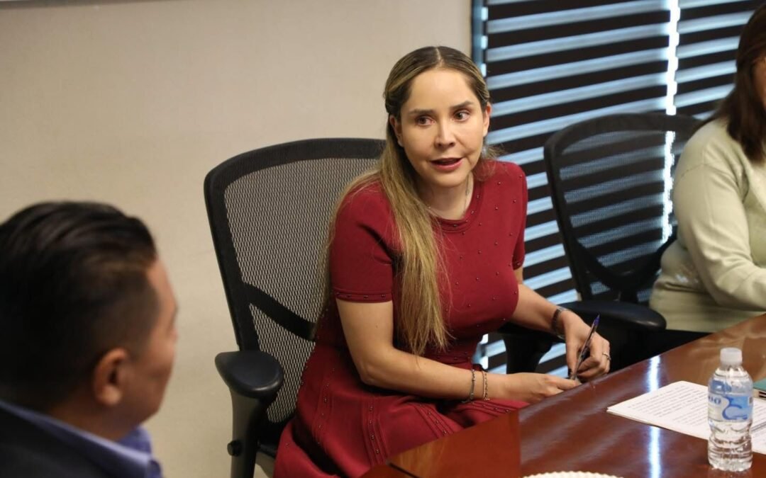 Gobierno Estatal gestiona apoyos federales a trabajadores de salud